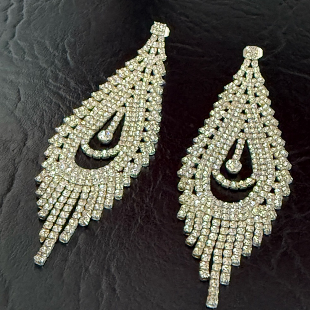 Glamorous Silver Chandelier Earrings with Rhinestones